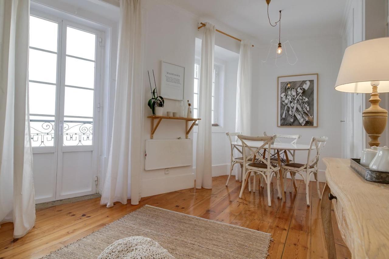Madragoa Cosy Apartment Lisbon Bagian luar foto
